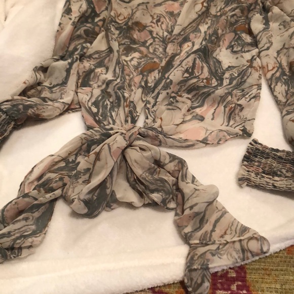 Turtle neck watercolor top - Picture 5 of 5